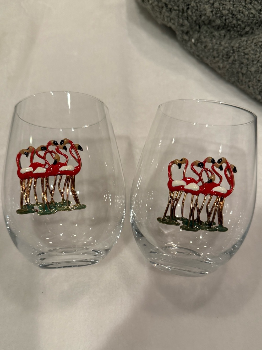 Stemless flamingo wine glasses